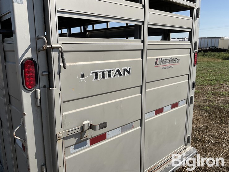2011-titan-trailer-image-17