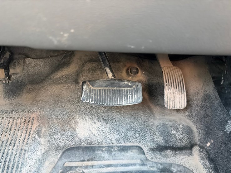 2019-ford-f550-image-52
