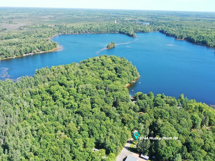 #61000-•-2-bedroom-1-bath-home---8744-musky-point-rd,-tomahawk-wi-image-2