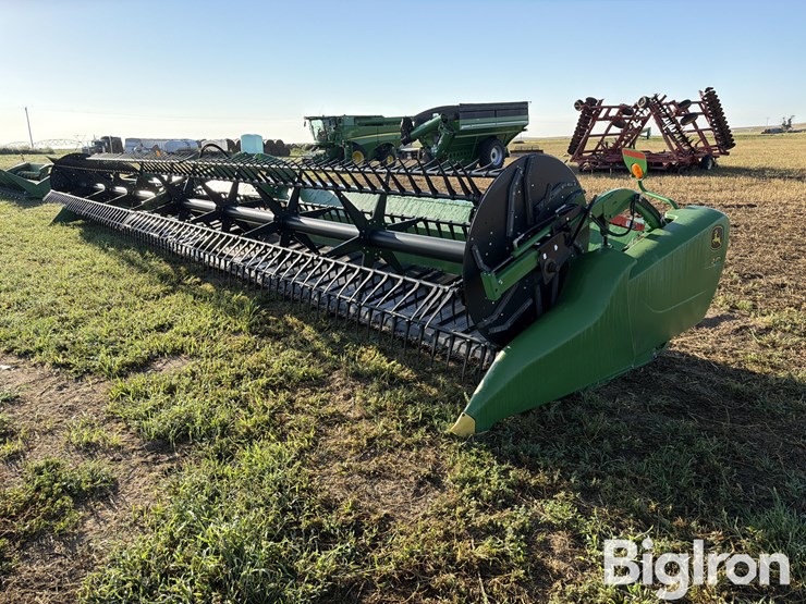 2017-john-deere-640fd-image-1