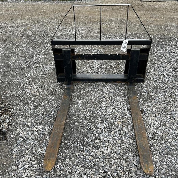 48" Light Duty Skid Steer Pallet Fork