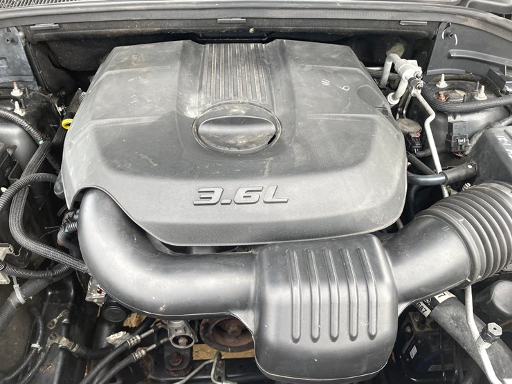 2011-jeep-grand-cherokee-laredo-image-104