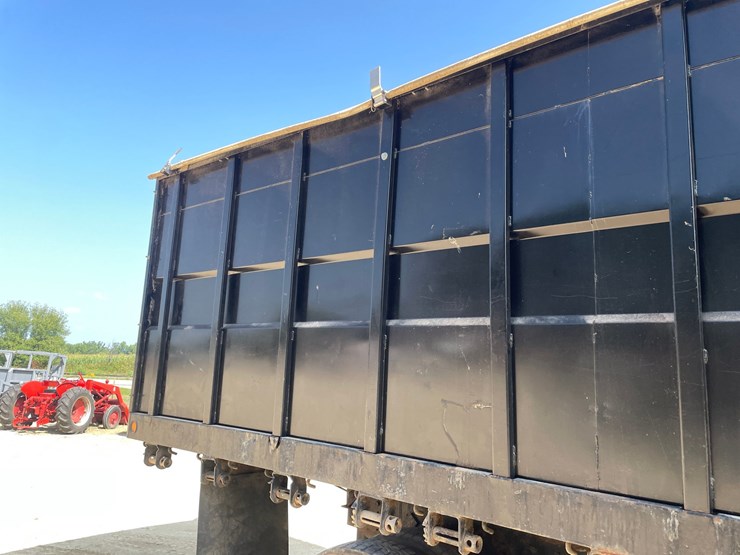 1980-ford-l9000-image-21
