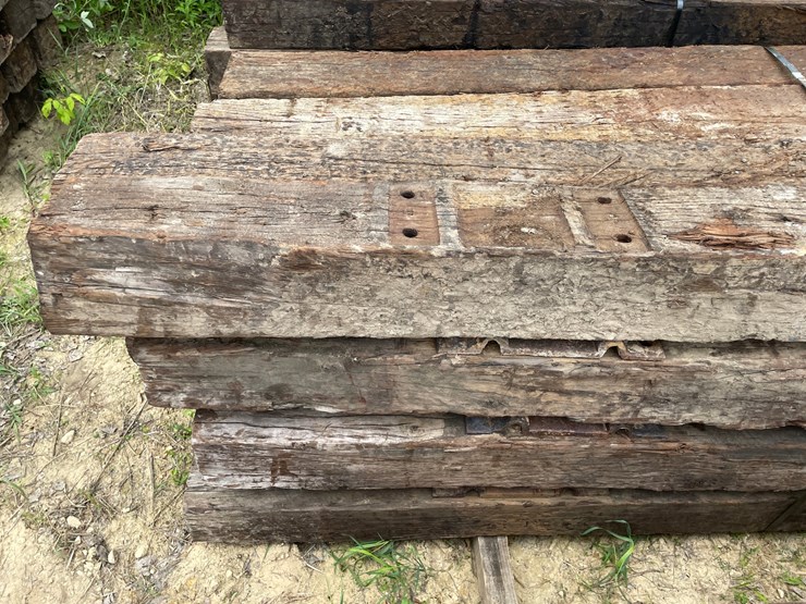 #3451-•-bundle-of-(16)-railroad-ties-image-9