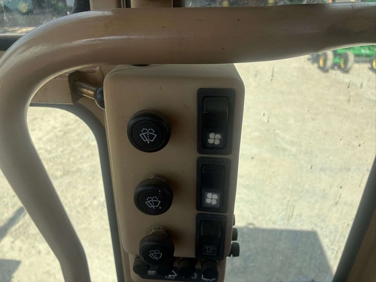 2002-caterpillar-140h-image-18