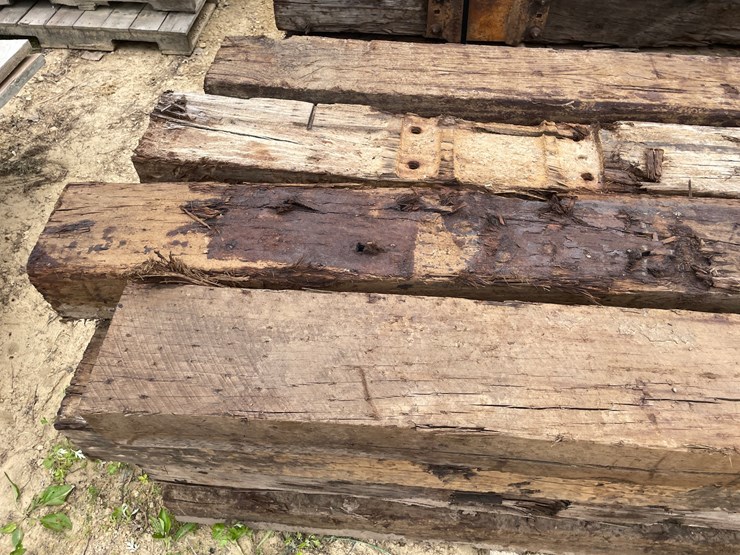 #3446-•-bundle-of-(16)-railroad-ties-image-9