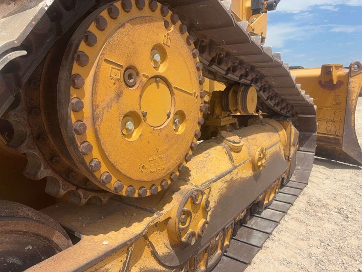 2015-caterpillar-d6t-xl-image-19