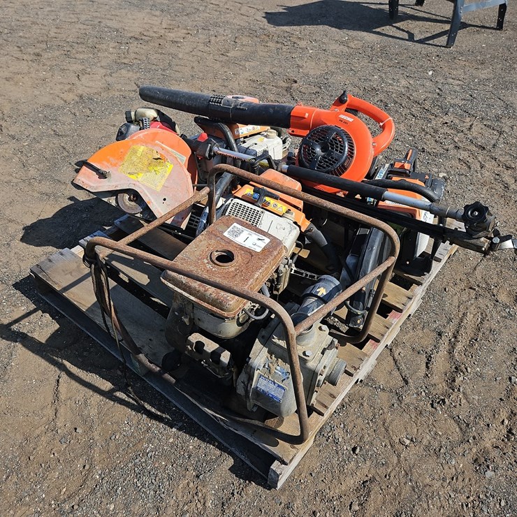 QUANTITY OF ASSORTED POWER TOOLS
