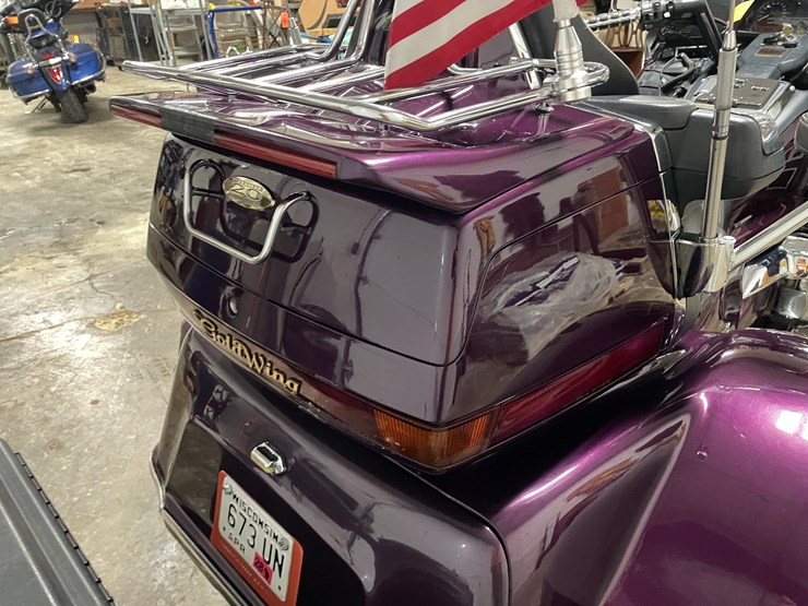 #301-•-1995-honda-goldwing-trike-(has-wi-title)-image-26