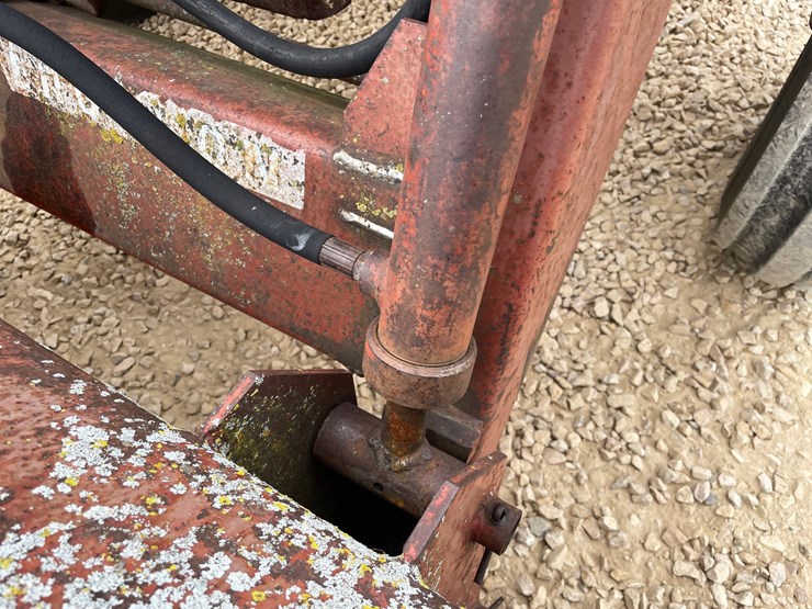 massey-ferguson-265-image-68