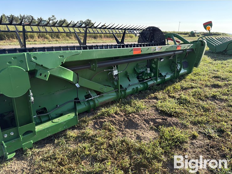 2017-john-deere-640fd-image-19