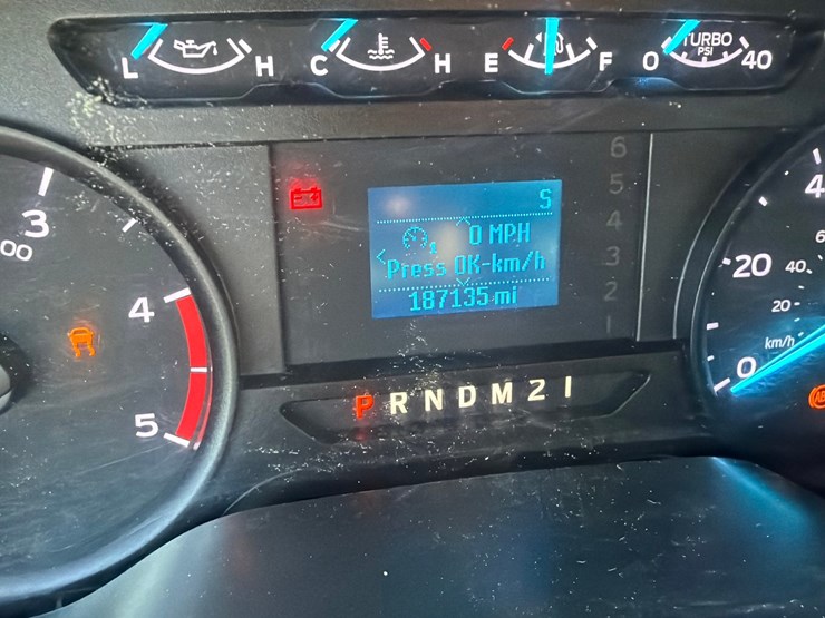 2019-ford-f550-image-50