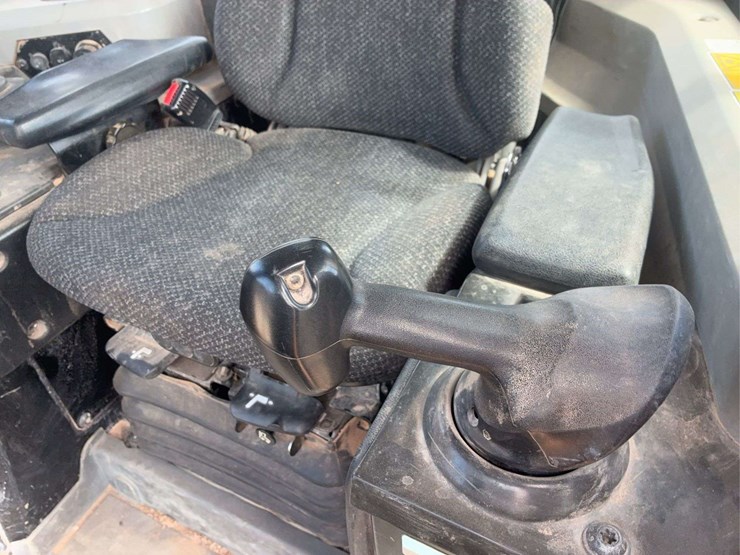 2018-caterpillar-d6t-xl-image-23