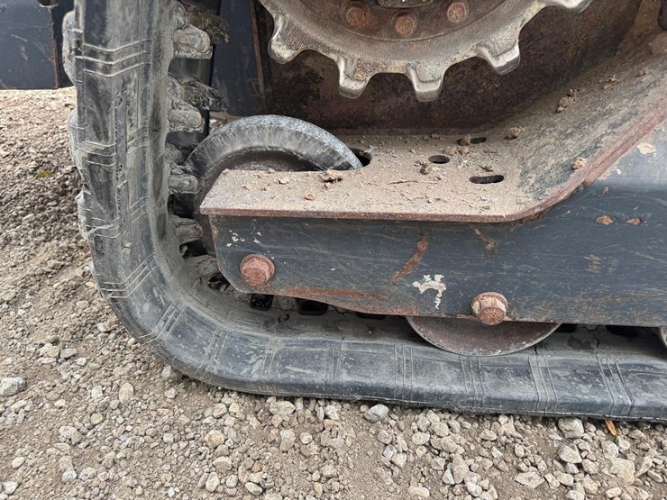 2018-bobcat-t630-image-20