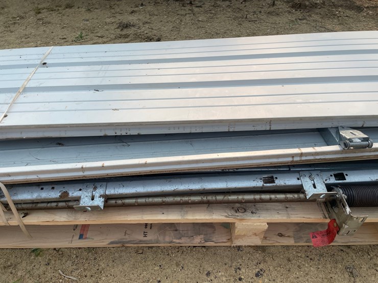 #3836-•-9'-w-x-8't-non-insulated-garage-door-image-7