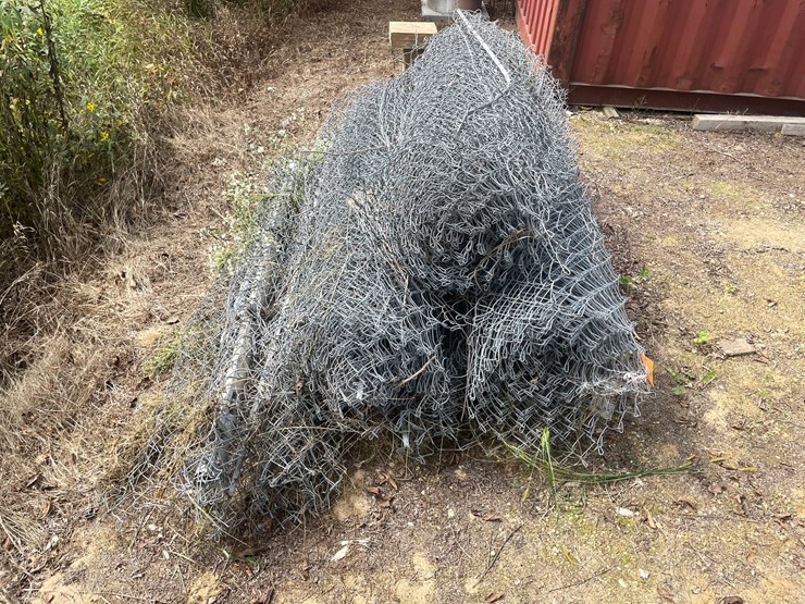 #3859-•-(3)-rolls-of-chain-link-fencing-image-4