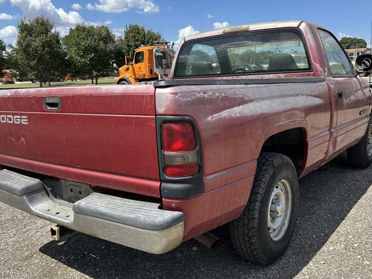 1998-dodge-ram-1500-image-4