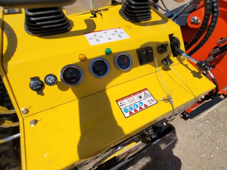 2026-zjz-380-mini-skid-steer-loader-skid-steer-image-6