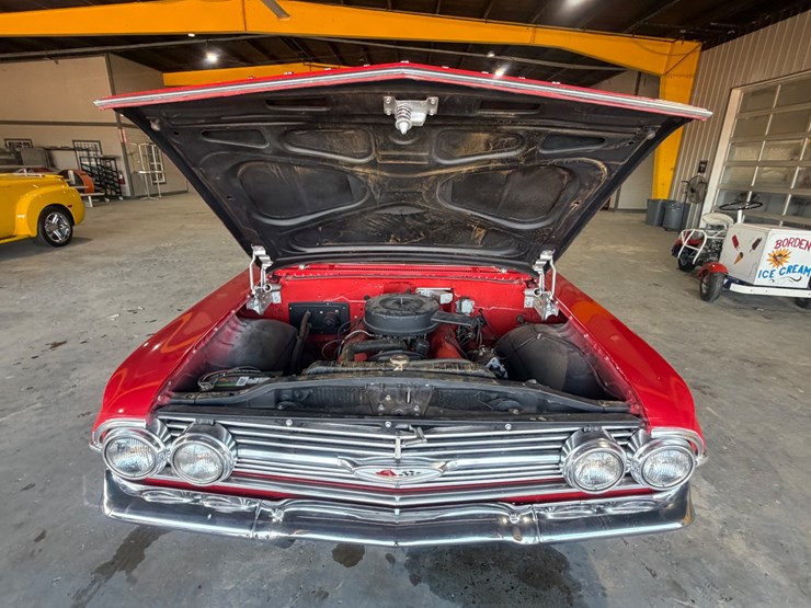 #128-•-1960-chevrolet-impala-2-door-hardtop-–-348-v8-image-132