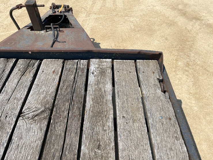 #1236-•-2005-home-made-19'-deckover-trailer-(has-wi-title)-image-26