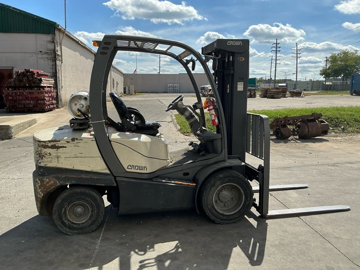 #313-•-2016-crown-c-51050-65-propane-forklift-image-6