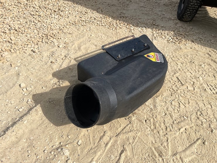 #3847-•-agri-fab-mow-n-vac-image-27