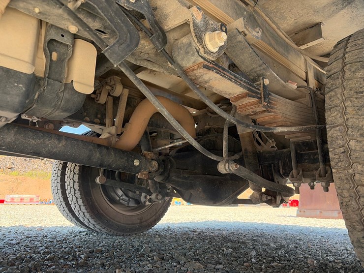 2019-ford-f550-image-33