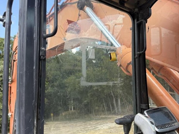 doosan-dx225-lc-3-image-17