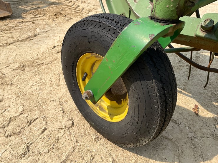 john-deere-350-image-33