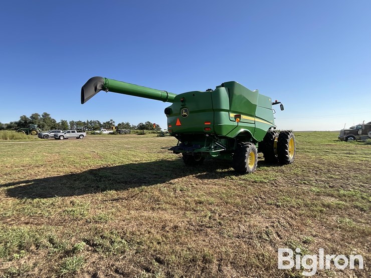 2019-john-deere-s790-image-6