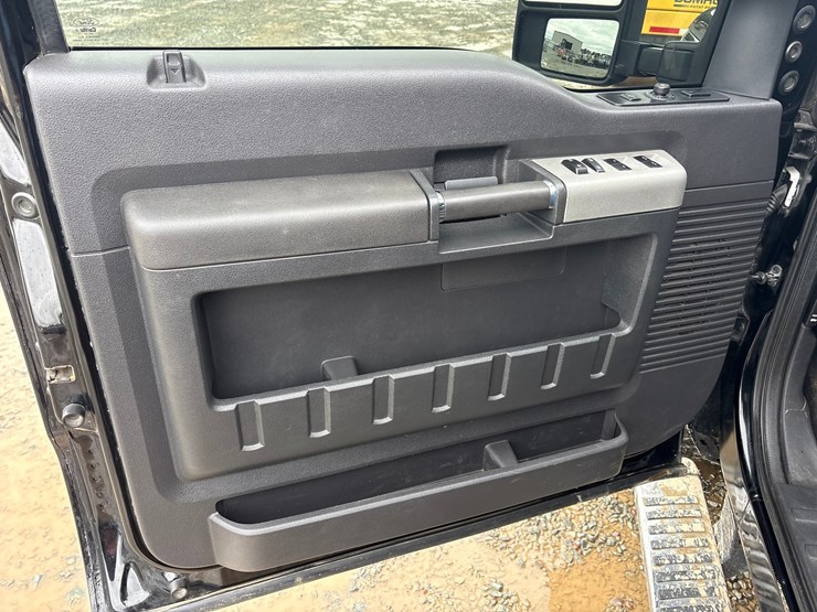 2016-ford-f350-image-48