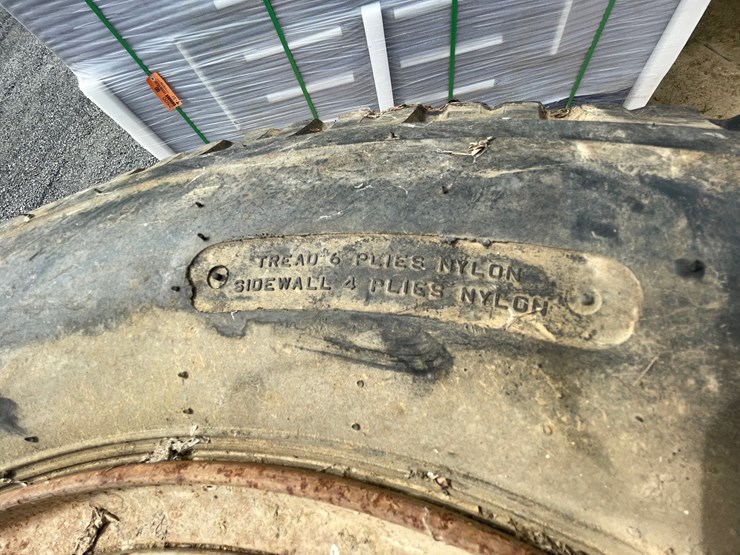 #3860-•-(5)-9.00-x-20.00-rims-and-tires-image-7