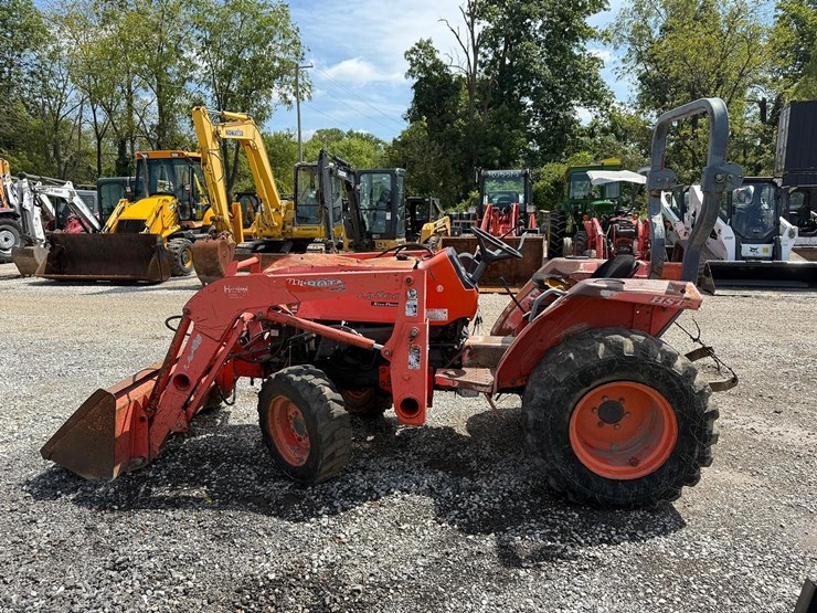 kubota-l2800-image-1