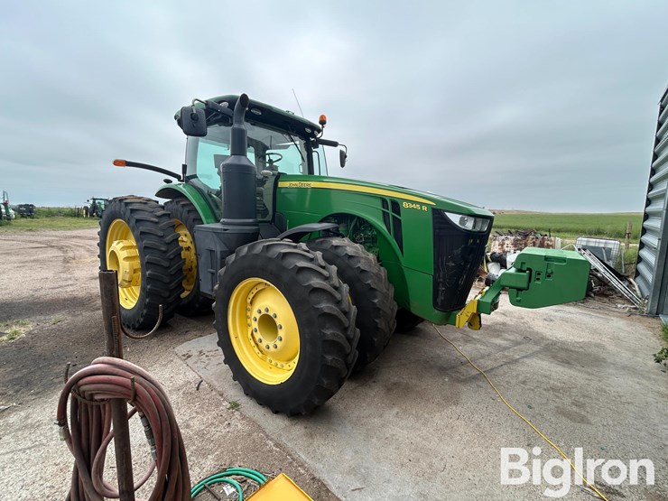 2014-john-deere-8345r-image-9