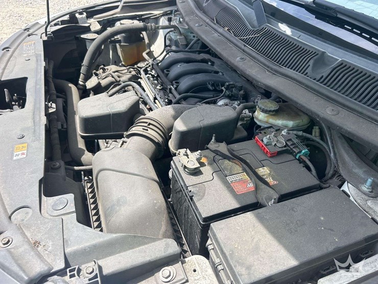 2015-ford-explorer-image-9