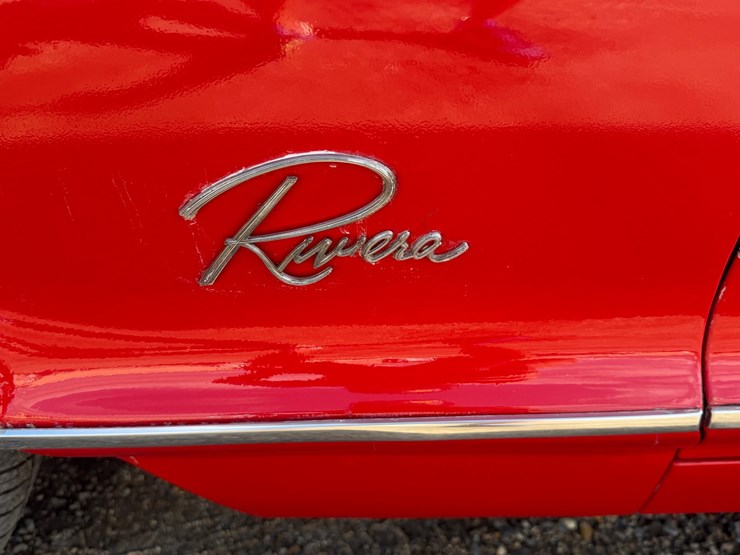 #143-•-1964-buick-riviera-image-14