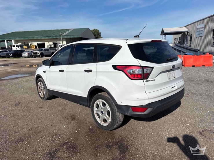 2018-ford-escape-image-4