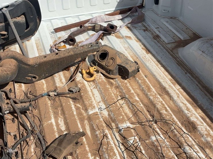 2019-2023-gmc-sierra-truck-bed-image-18