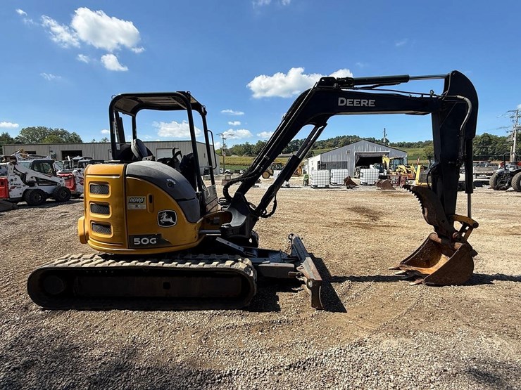 2021-deere-50g-image-5