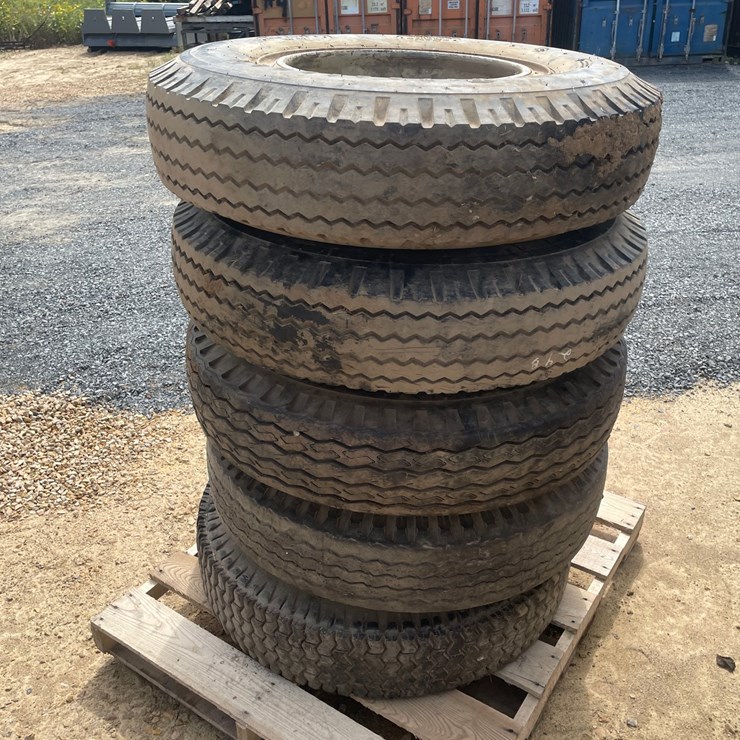 #3860 • (5) 9.00 x 20.00 Rims and Tires