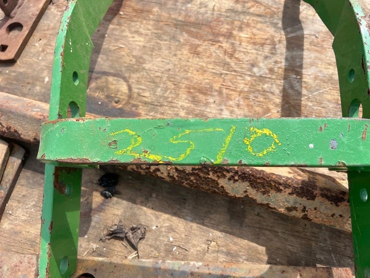 john-deere-2510-image-3