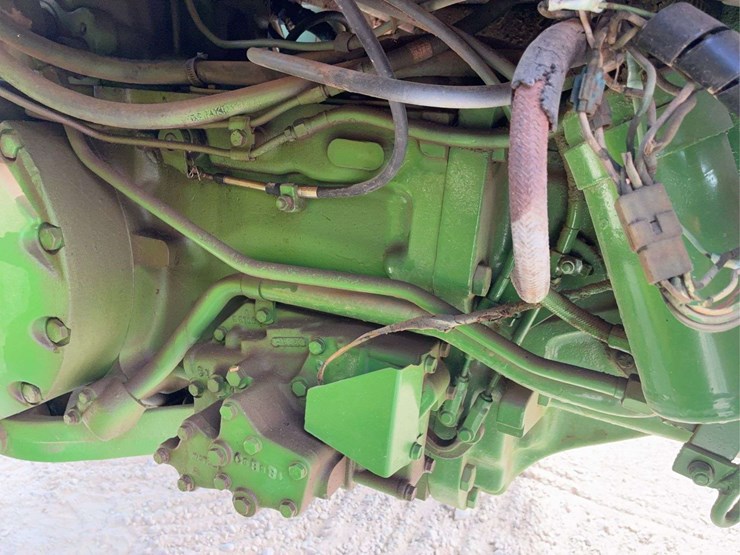 1980-john-deere-4440-image-29