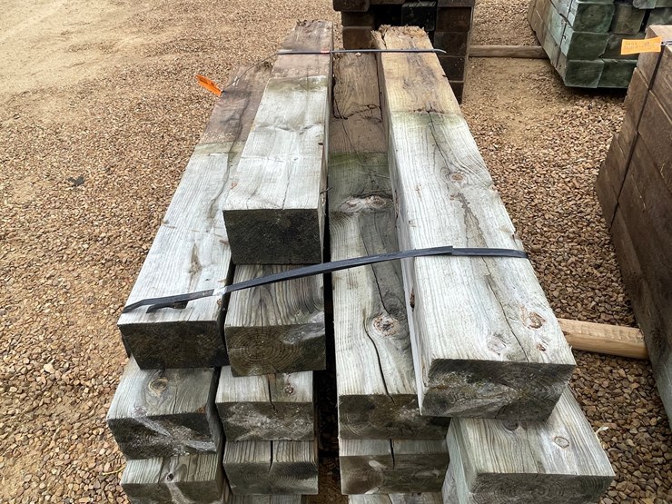 #3890-•-bundle-of-used-guard-rail-posts-image-7
