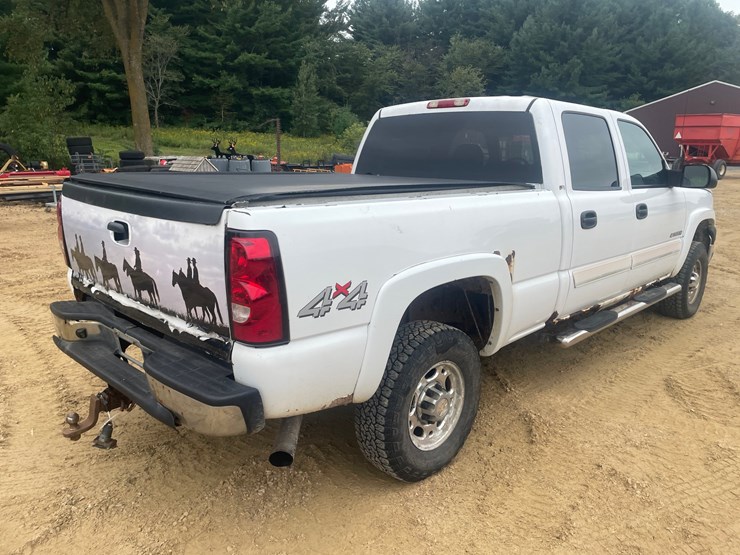 2005-chevrolet-silverado-2500-image-5