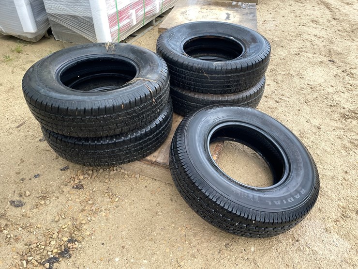 #3880-•-(4)-st235/80r16-trailer-tires-image-5
