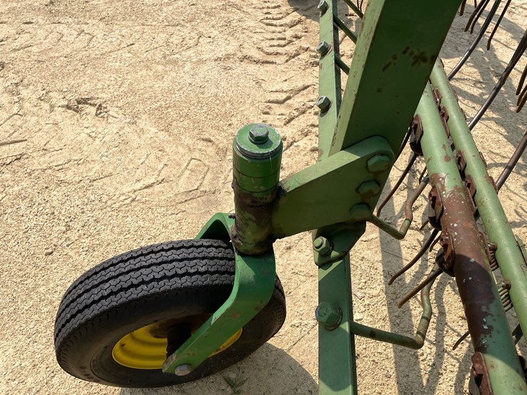 john-deere-350-image-30