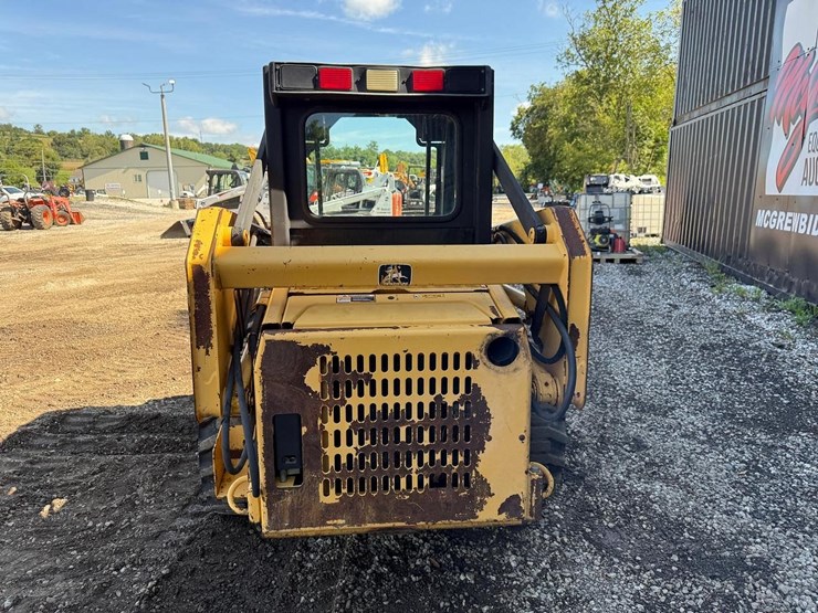 deere-5575-image-3