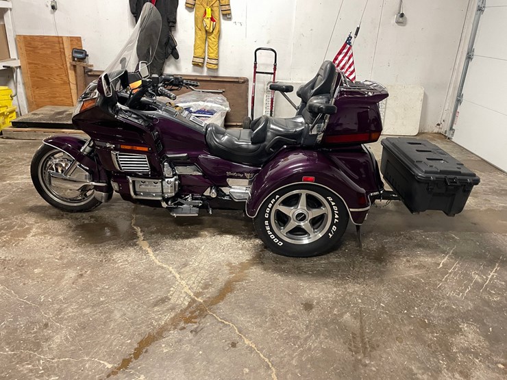 #301-•-1995-honda-goldwing-trike-(has-wi-title)-image-7