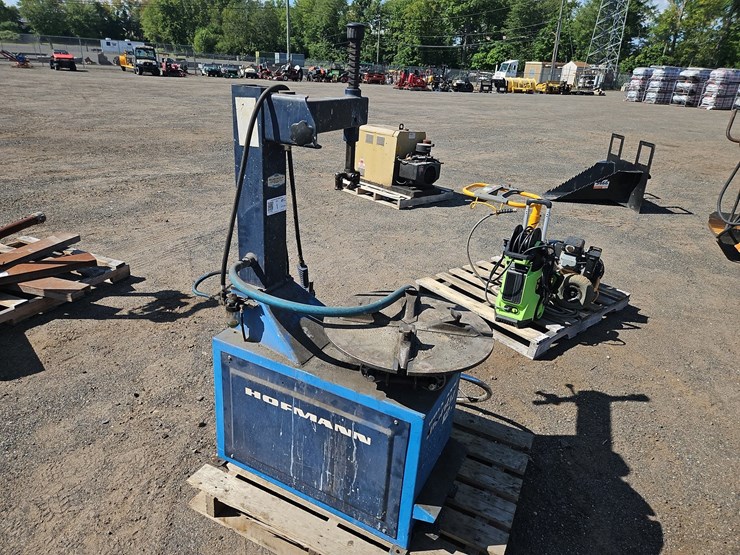 hoffman-monty-12s-tire-changer-image-2