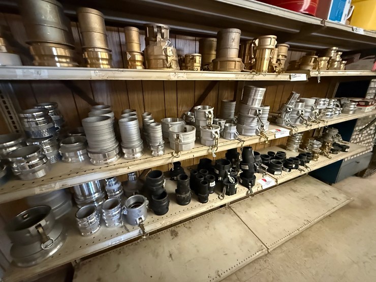 3rd-shelf-w/-(30+)-2”-thru-4”-alum-camlock-fittings-image-1